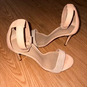 Tory Burch Women's Cream Heels